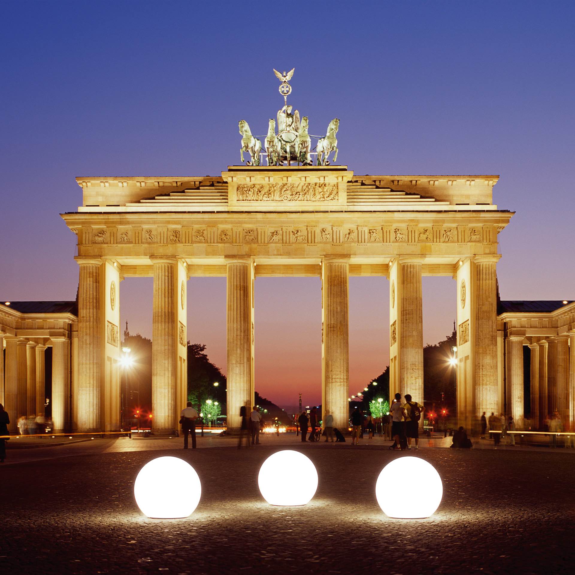 Moonlight | 75 cm | Flexibler Sockel mit Kabel – Bild 15