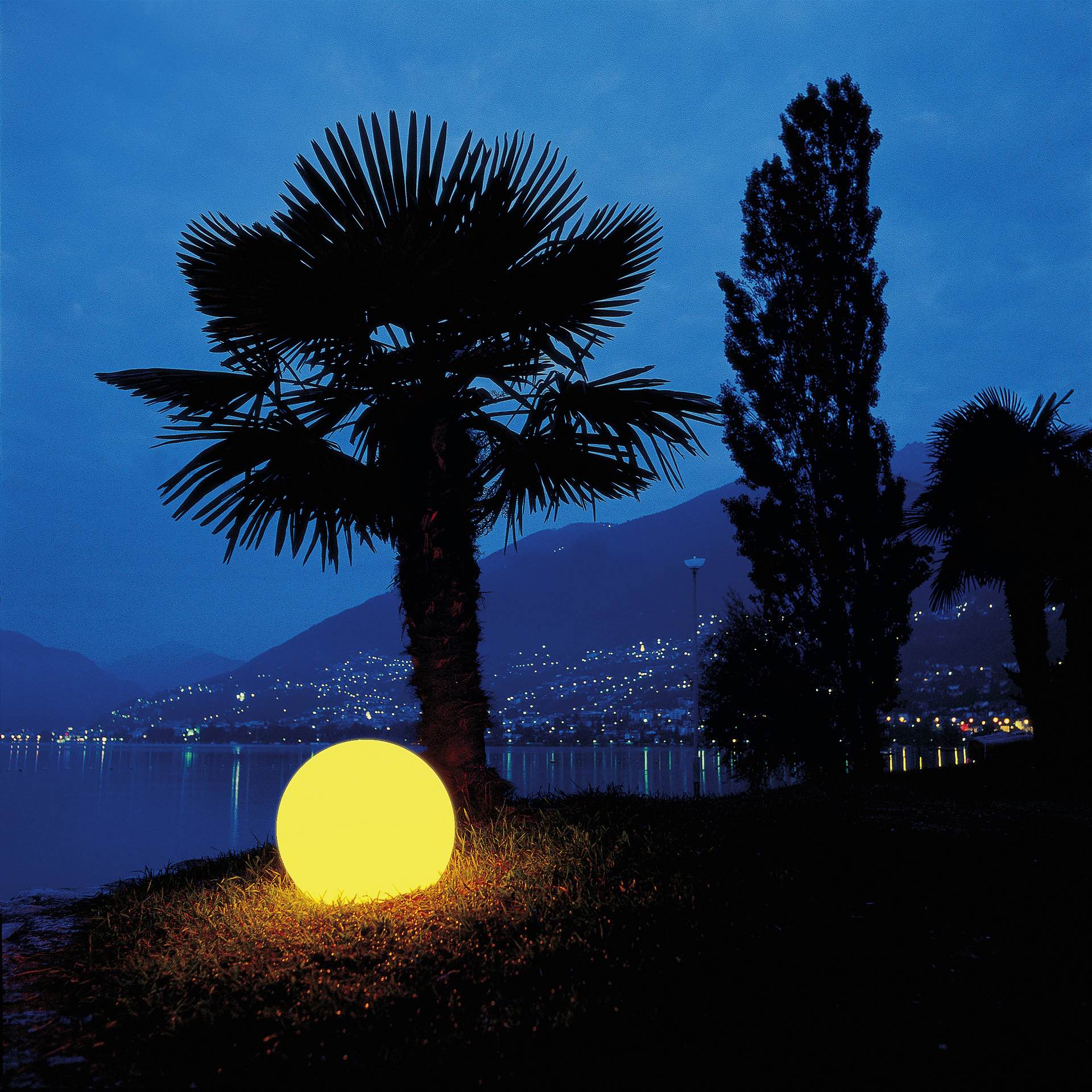 Moonlight | 75 cm | Flexibler Sockel mit Kabel – Bild 6